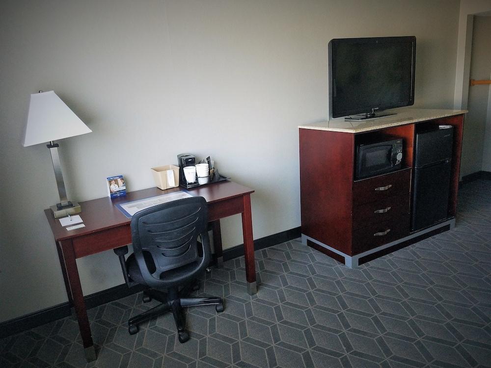 Best Western Auburn/Opelika Inn Экстерьер фото