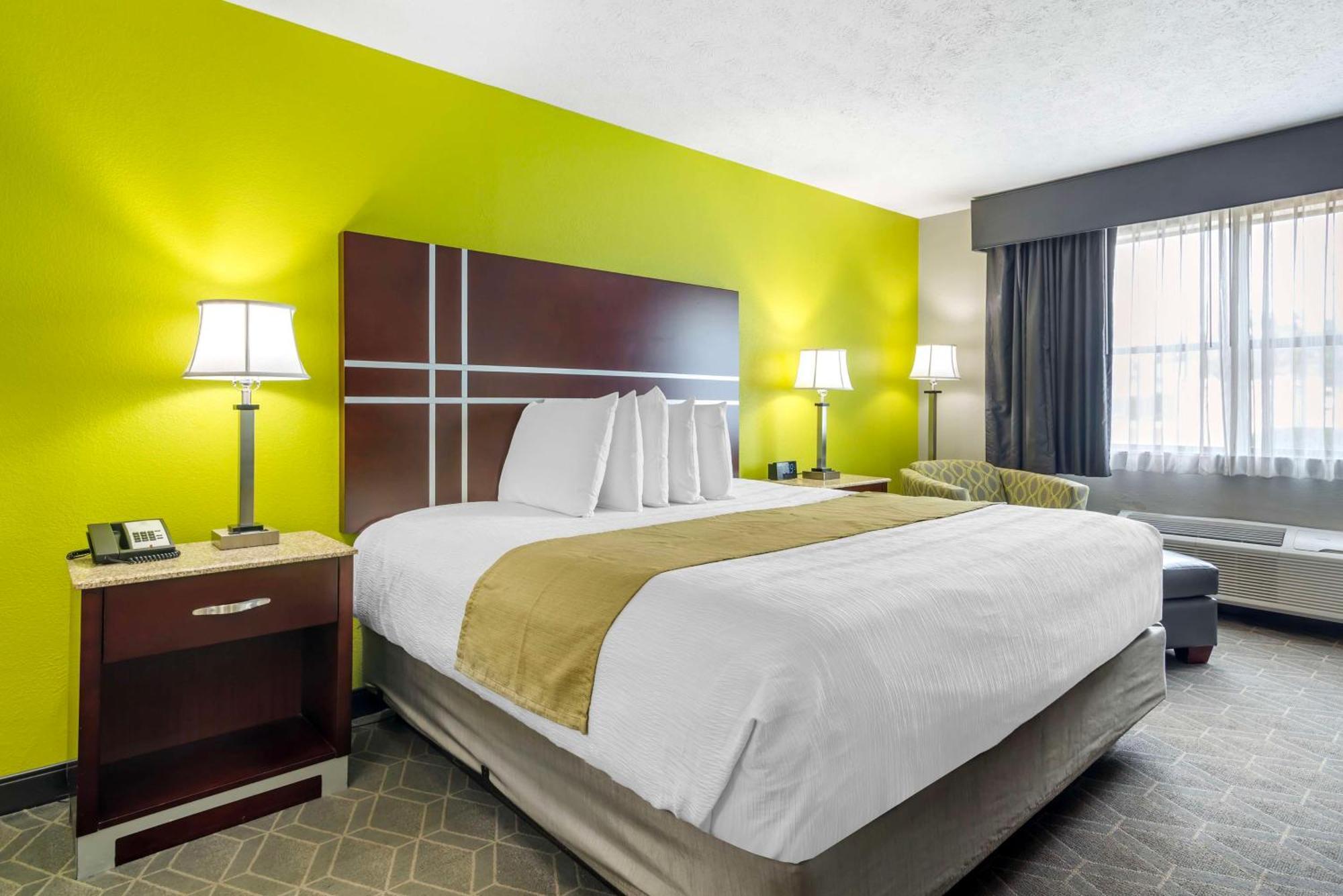 Best Western Auburn/Opelika Inn Экстерьер фото