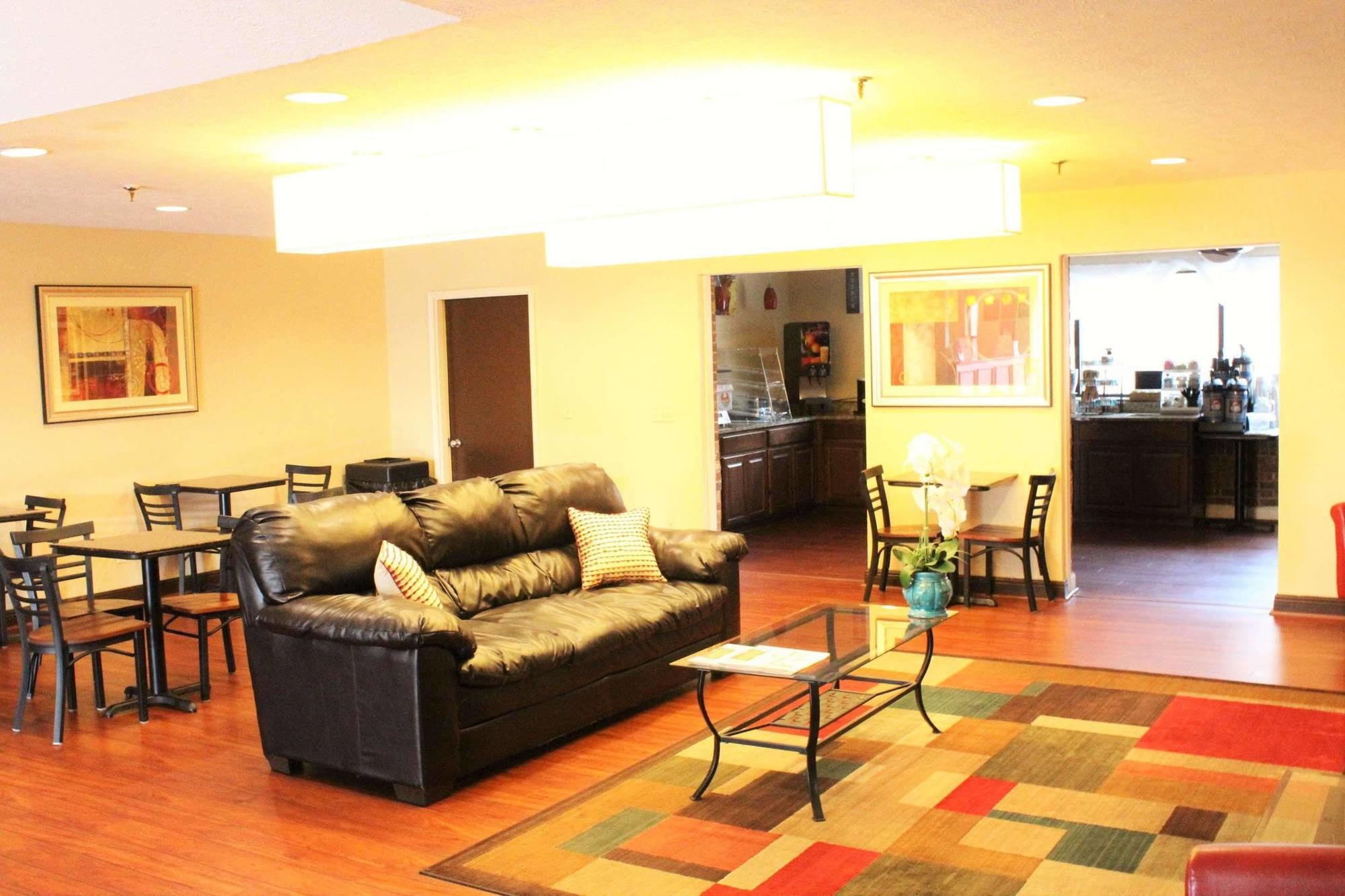Best Western Auburn/Opelika Inn Экстерьер фото