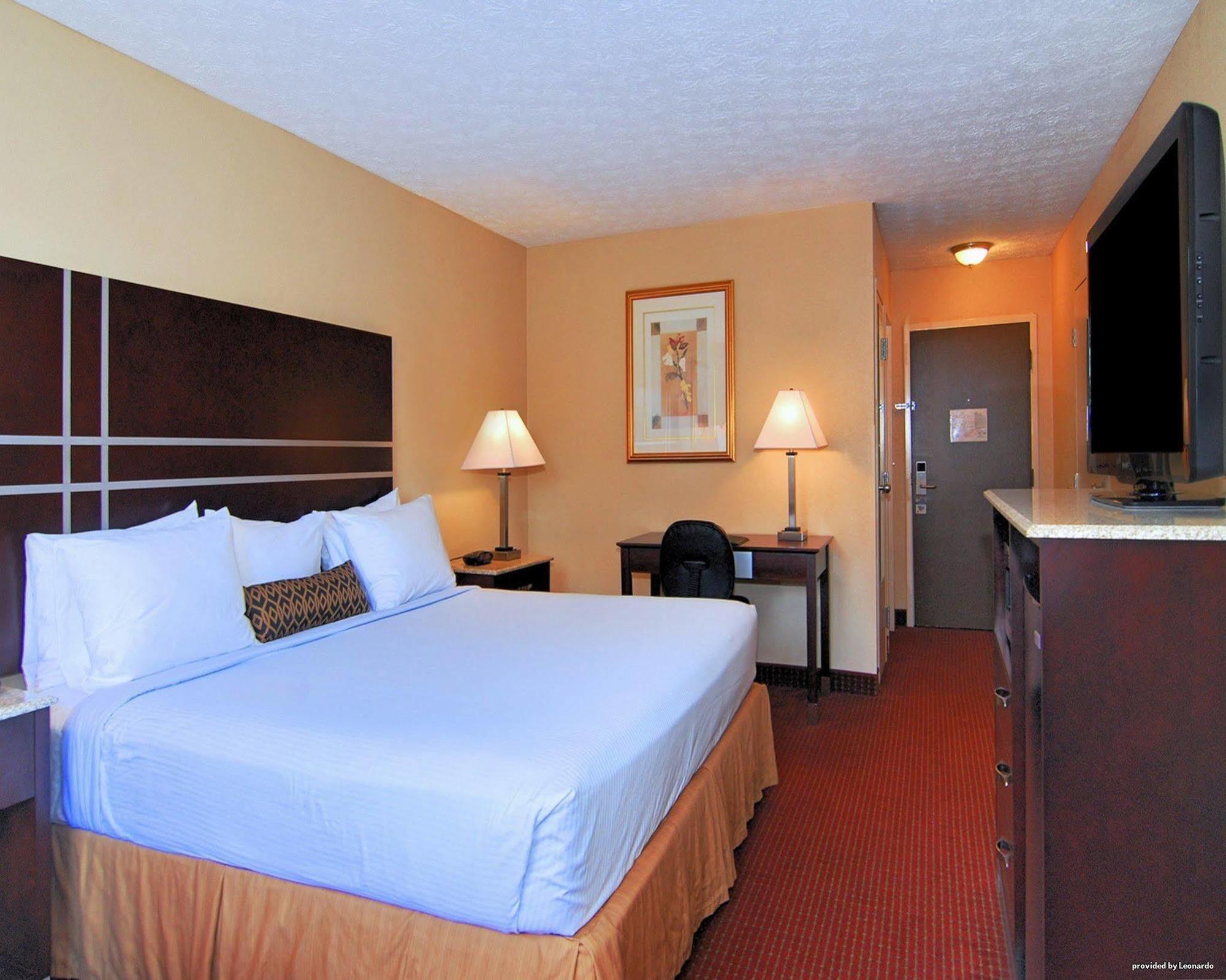 Best Western Auburn/Opelika Inn Экстерьер фото